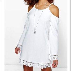 WHITE DRESS with lace details